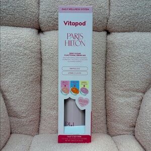 Vitapod Paris Hilton water bottle